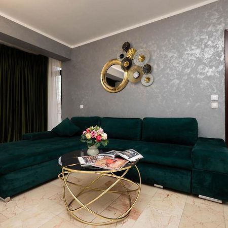 Central Apartament 3 Iasi Luaran gambar